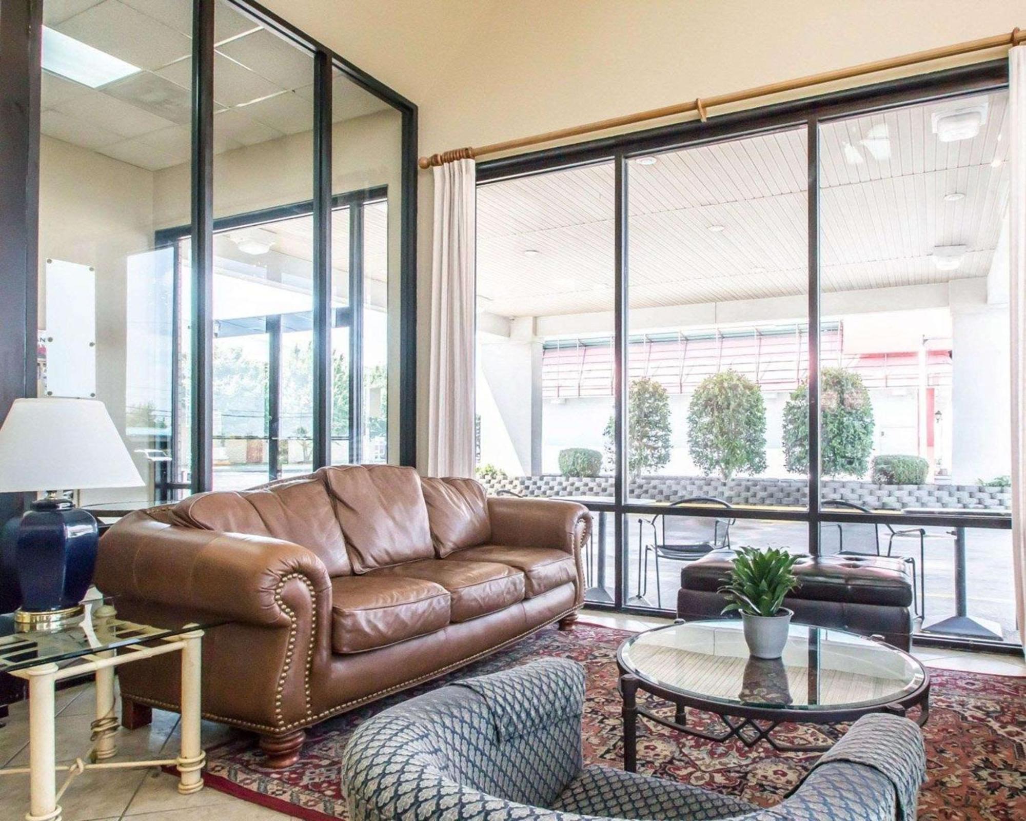 Econo Lodge Springfield I-44 Bagian luar foto