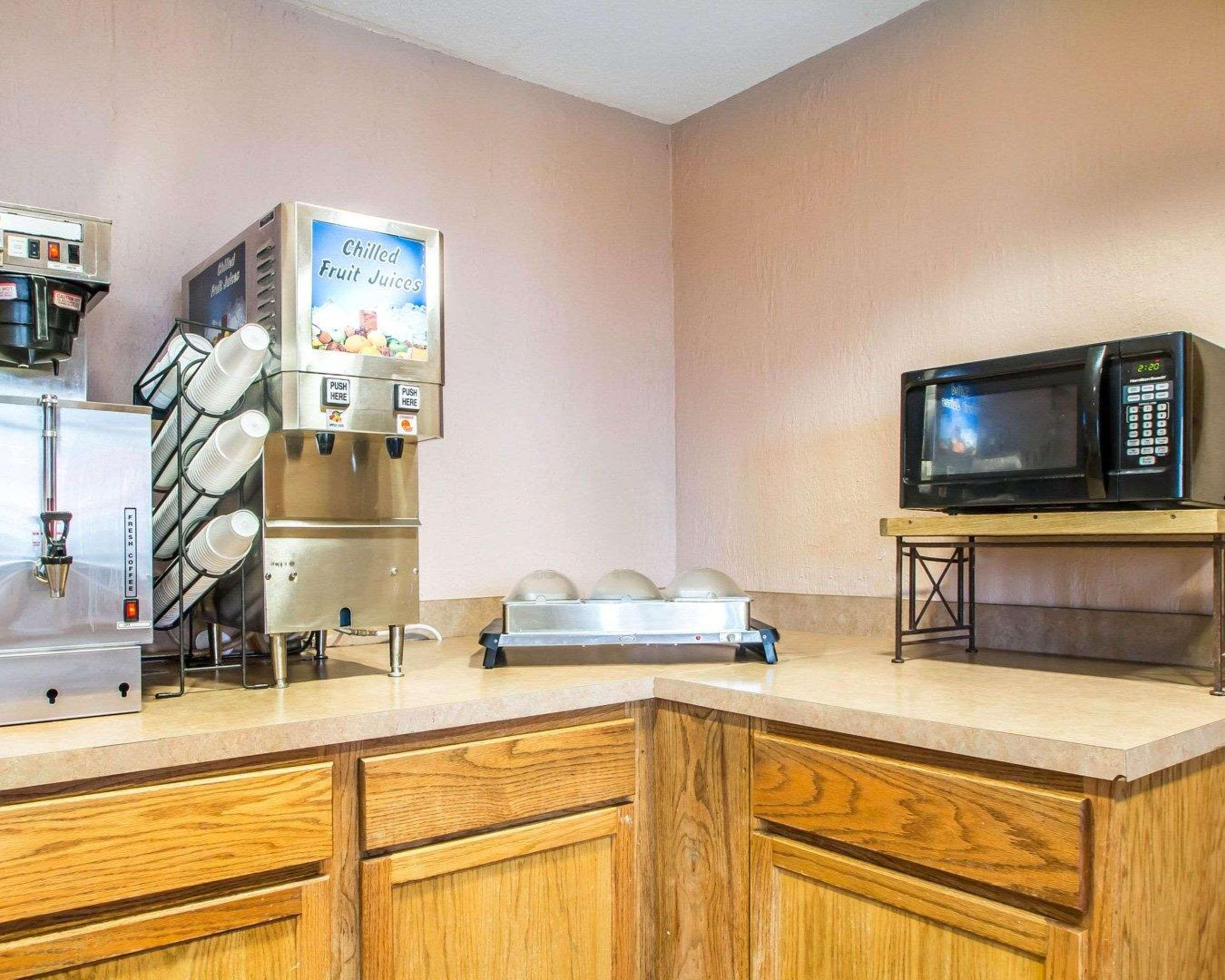 Econo Lodge Springfield I-44 Bagian luar foto