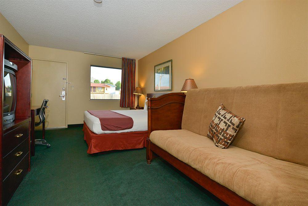 Econo Lodge Springfield I-44 Bagian luar foto