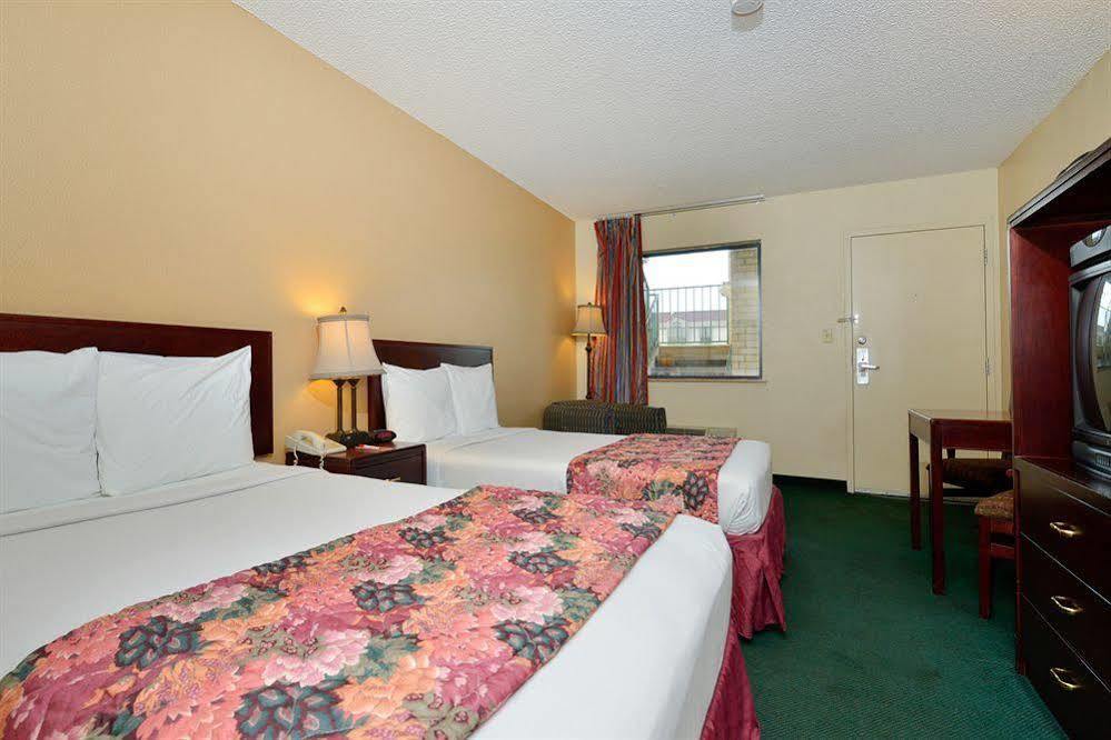 Econo Lodge Springfield I-44 Bagian luar foto